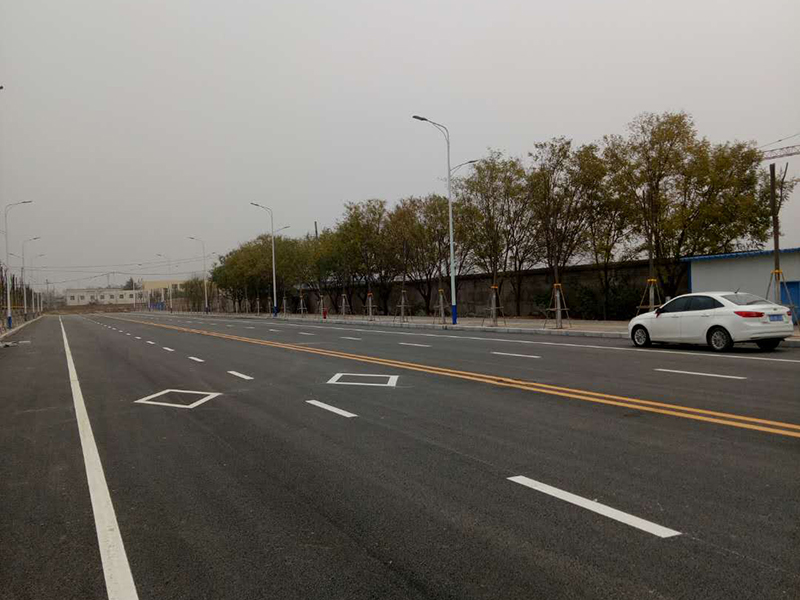 宋元瓷規(guī)劃二路道路、綠化及配套設(shè)施實景圖
